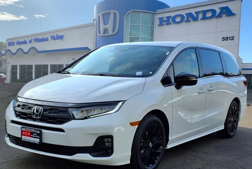 2026 Honda Odyssey photo 1