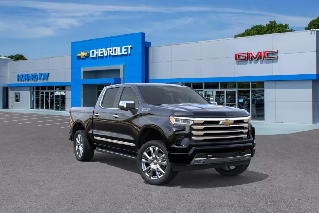 2026 Chevrolet Silverado High Country photo 1