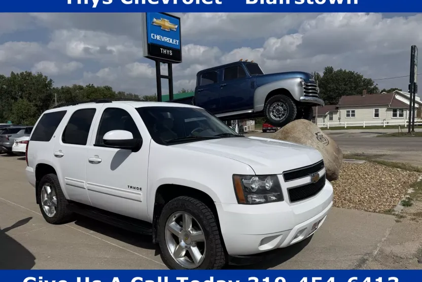 2011 Chevrolet Tahoe LT photo 1