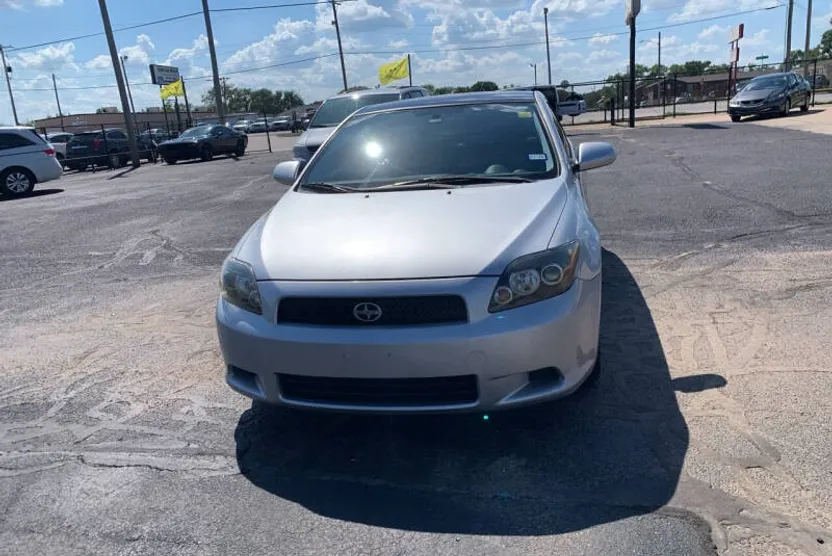 2010 Scion tC Base photo 1