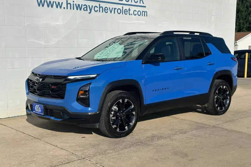 2025 Chevrolet Equinox RS photo 1