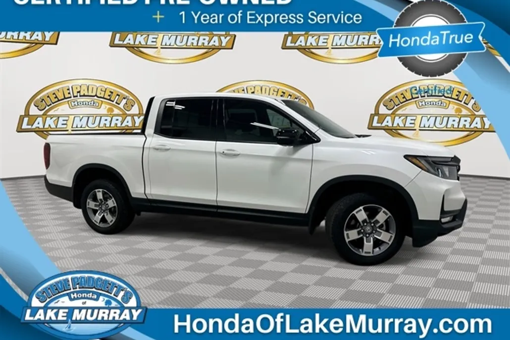 2024 Honda Ridgeline Black Edition photo 1