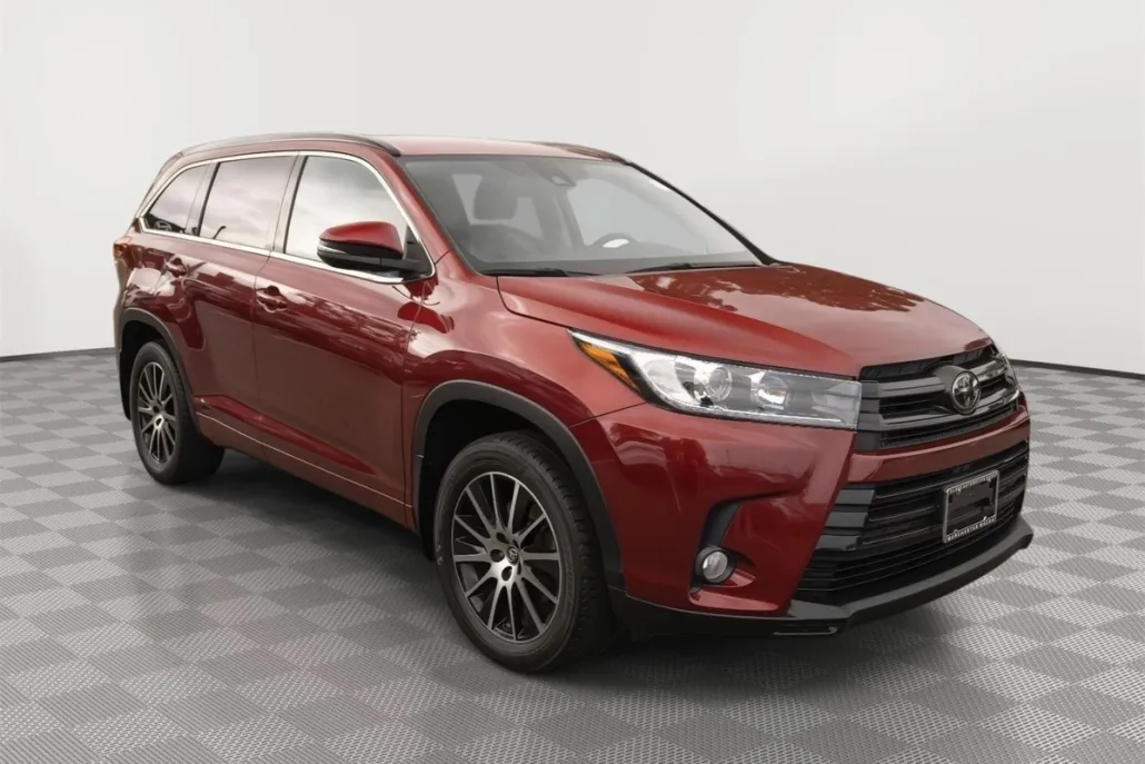 2018 Toyota Highlander SE photo 1