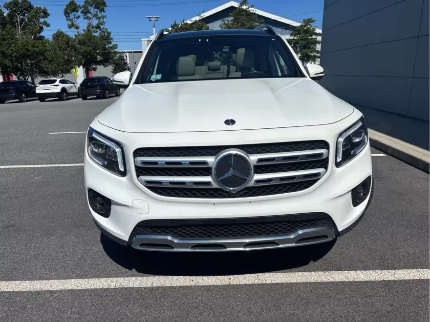 2020 Mercedes Benz GLB 250 4MATIC photo 1