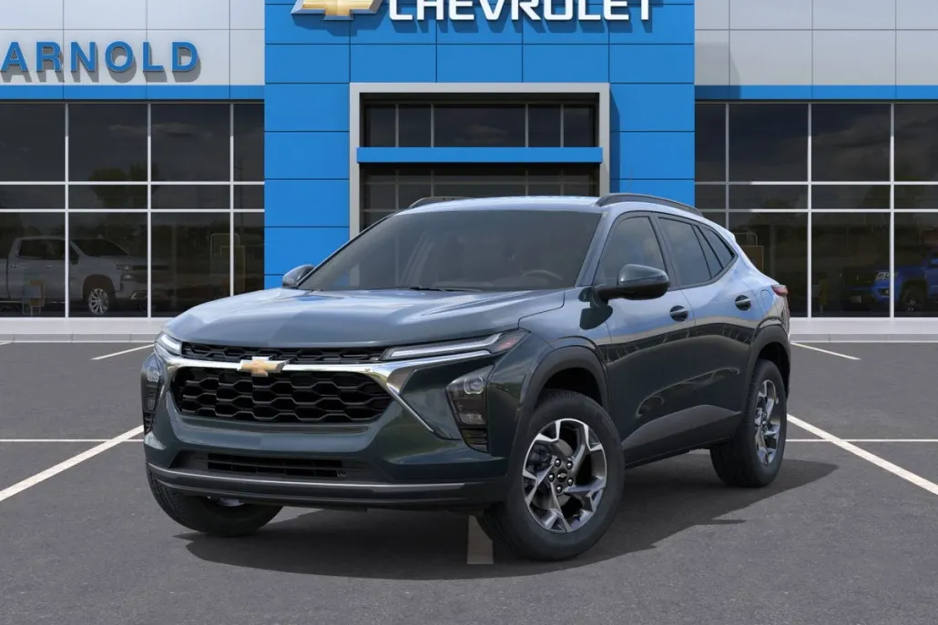 2025 Chevrolet Trax LT photo 1