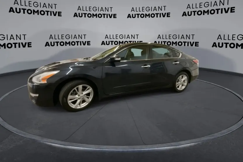 2015 Nissan Altima 2.5 SV photo 1