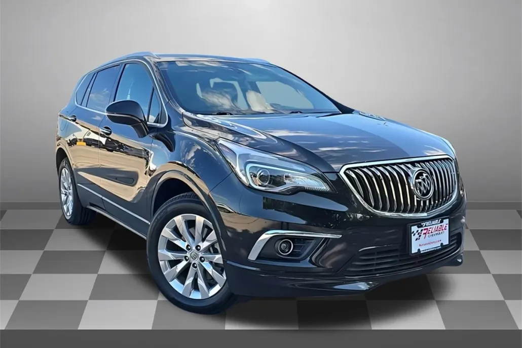 2017 Buick Envision Essence photo 1