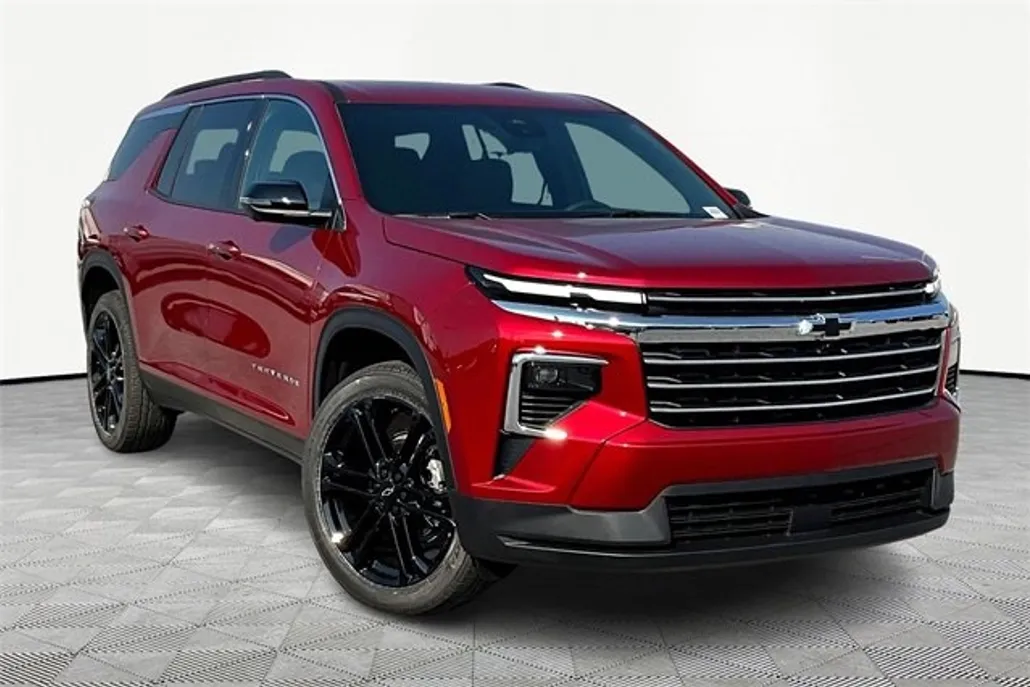 2025 Chevrolet Traverse photo 1