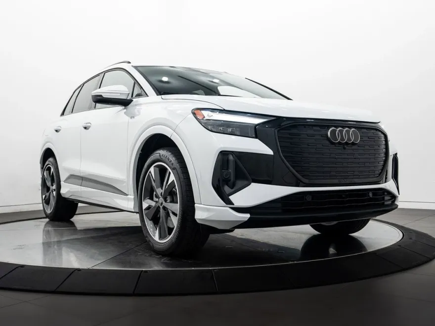 2023 Audi Q4 50 E-tron Premium photo 1