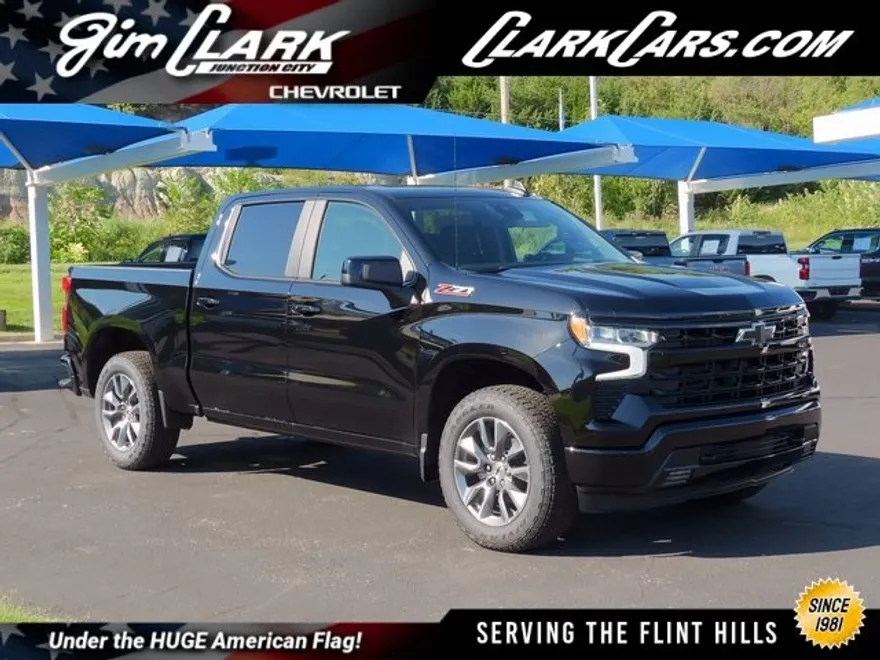 2026 Chevrolet Silverado 1500 RST photo 1
