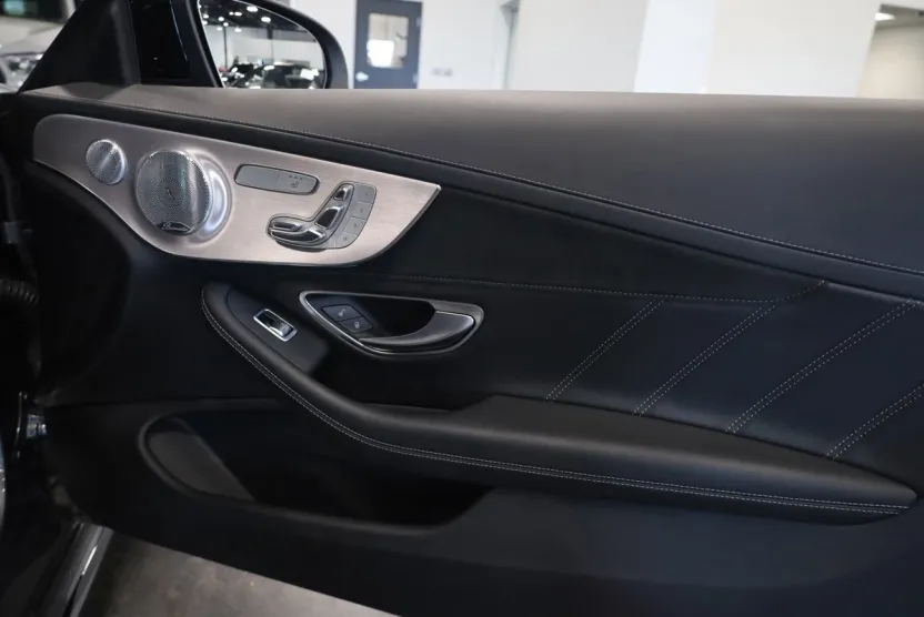 2018 Mercedes Benz C AMG 63 S photo 1