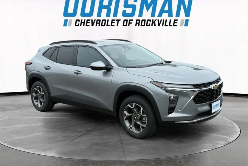 2026 Chevrolet Trax LT photo 1