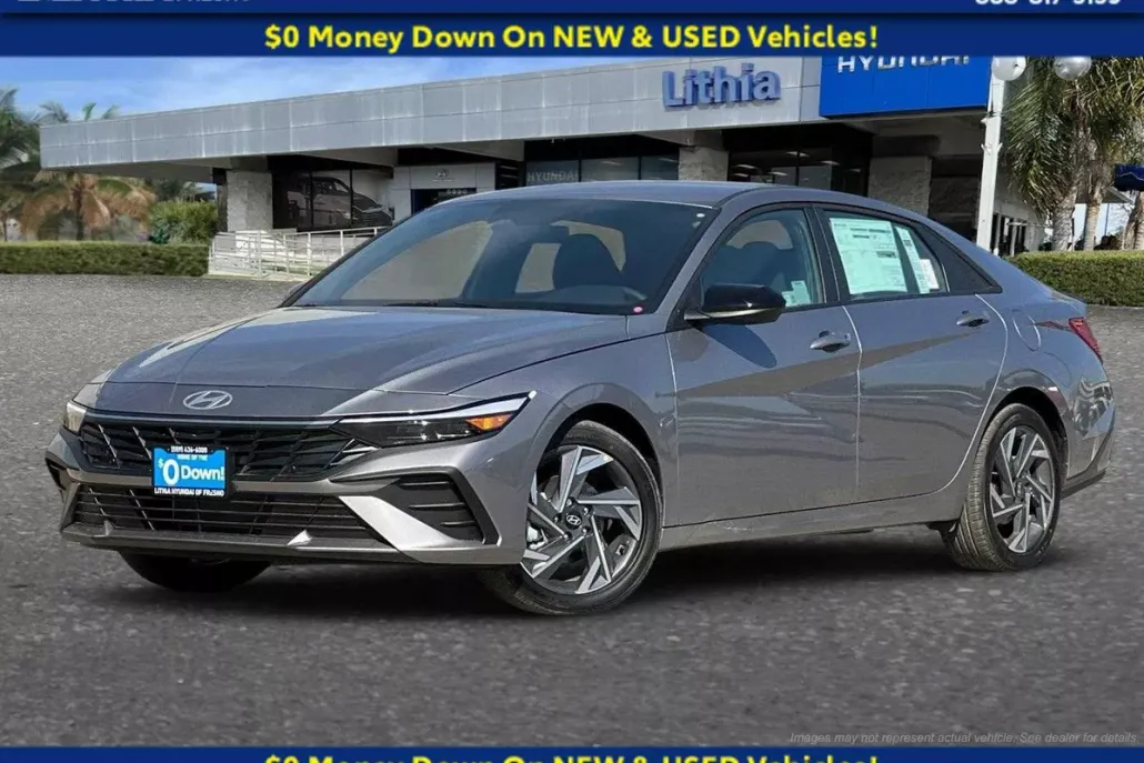 2025 Hyundai Elantra SEL Sport photo 1