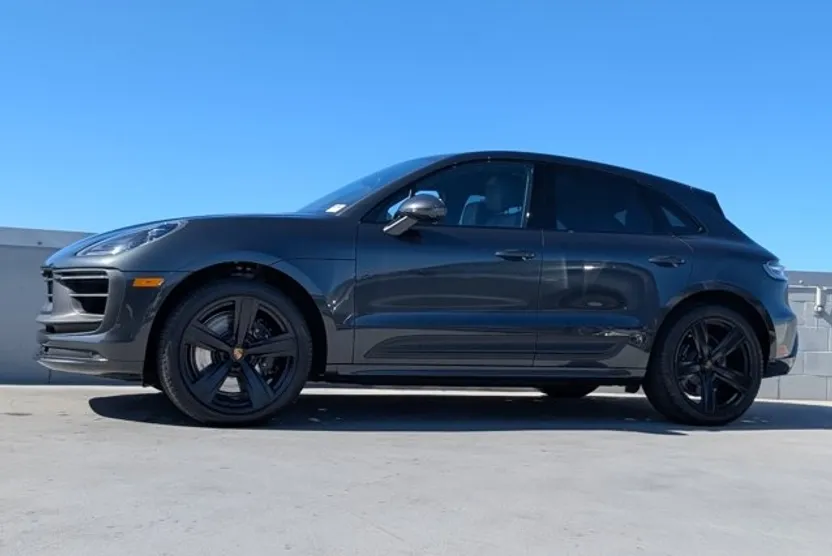 2024 Porsche Macan GTS photo 1