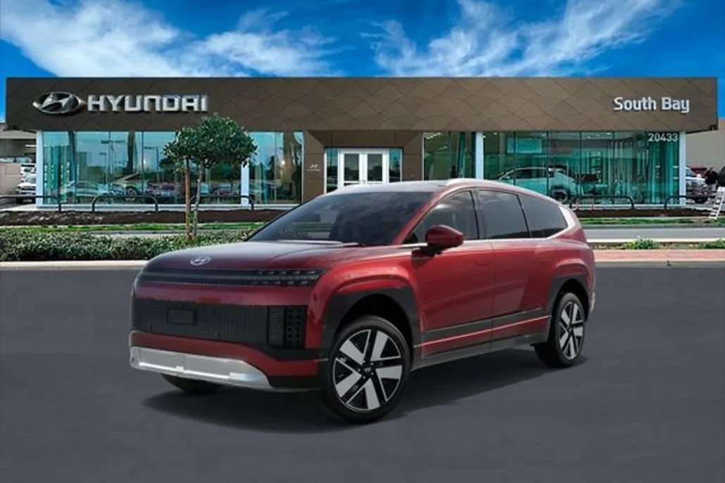2026 Hyundai Ioniq SEL photo 1