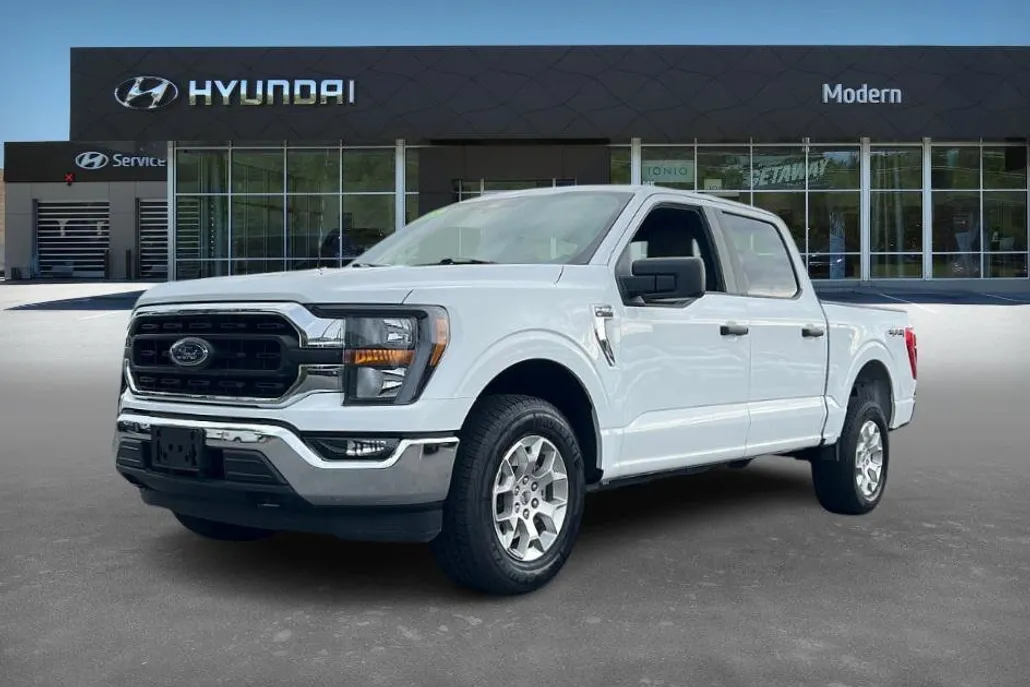 2023 Ford F-150 XLT photo 1