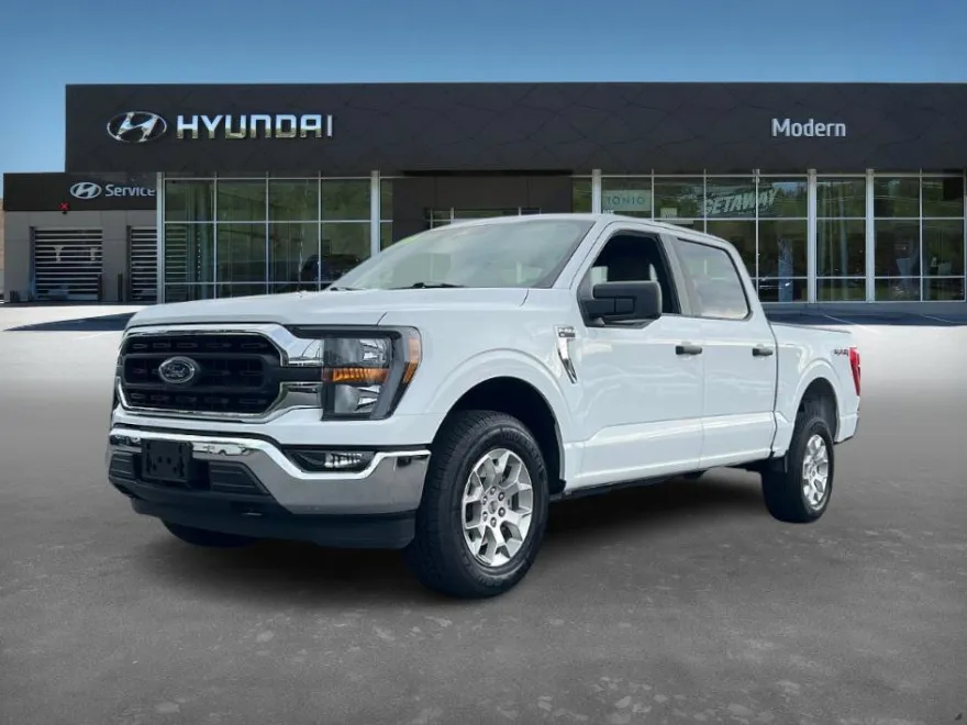2023 Ford F-150 XLT photo 1