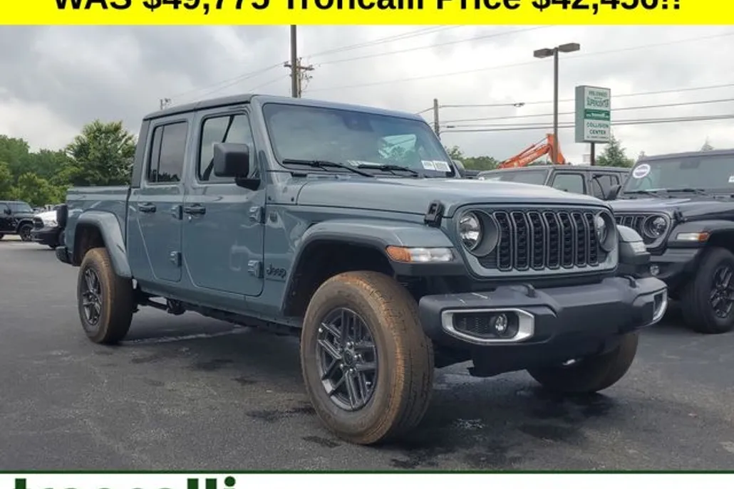 2025 Jeep Gladiator Sport S photo 1