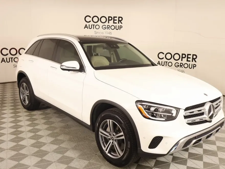 2022 Mercedes Benz GLC 300 photo 1