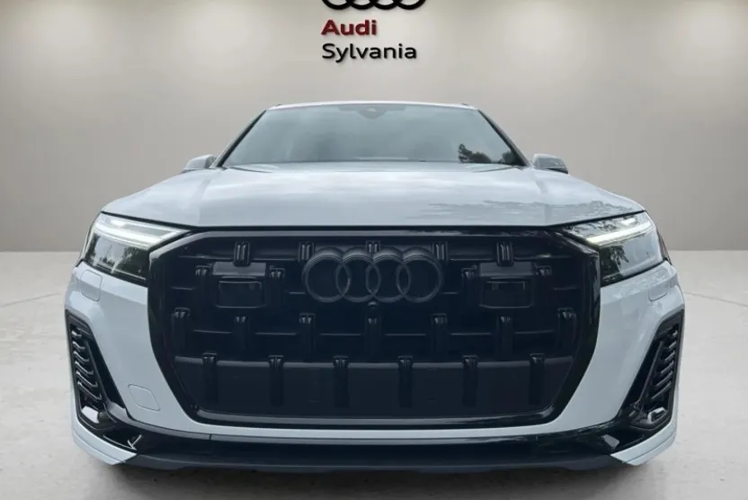 2025 Audi Q7 Premium Plus photo 1