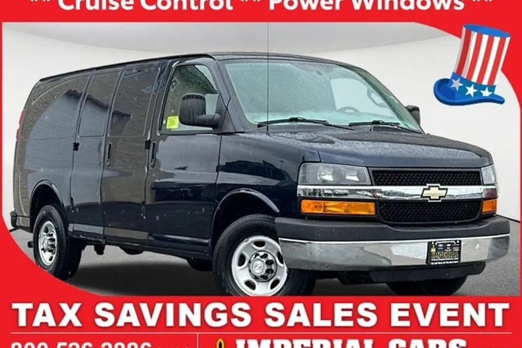 2016 Chevrolet Express 3500 Work Van Cargo photo 1