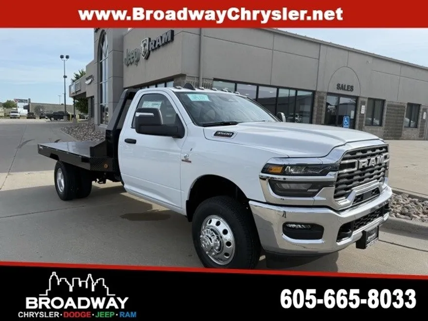 2025 Ram 3500 Tradesman photo 1