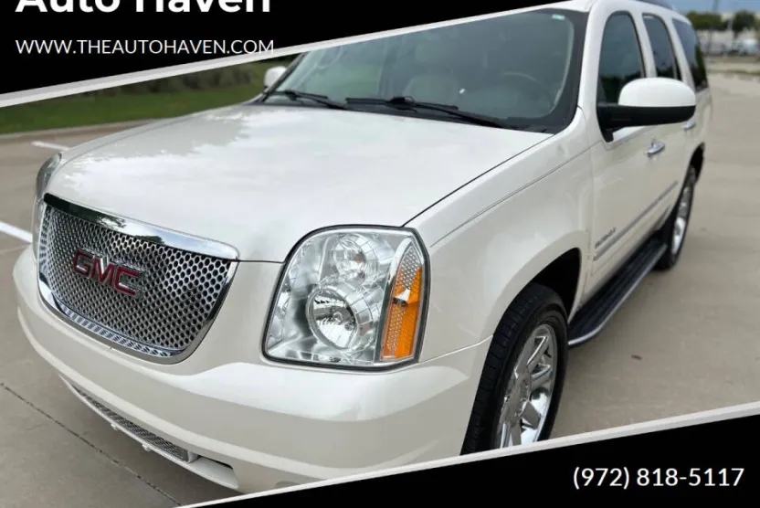 2013 Gmc Yukon Denali photo 1