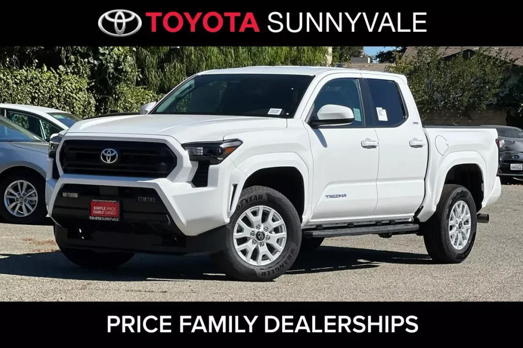 2025 Toyota Tacoma SR5 4x4 Double Cab photo 1