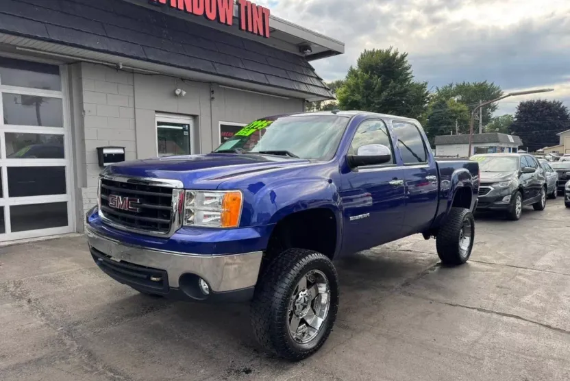 2010 Gmc Sierra 1500 SLT photo 1