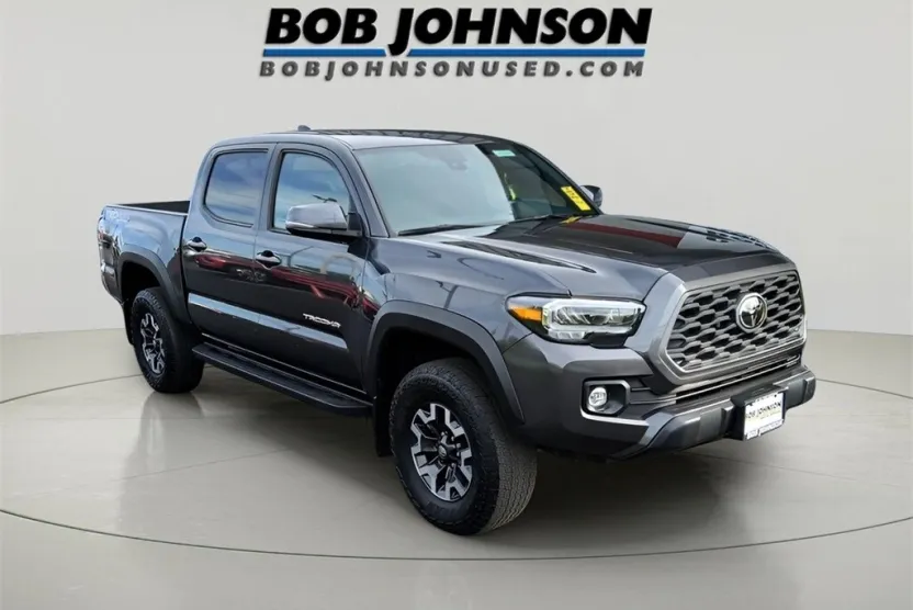 2023 Toyota Tacoma TRD Off-Road V6 photo 1