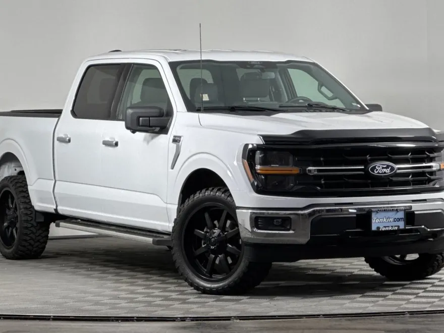 2024 Ford F-150 XLT photo 1