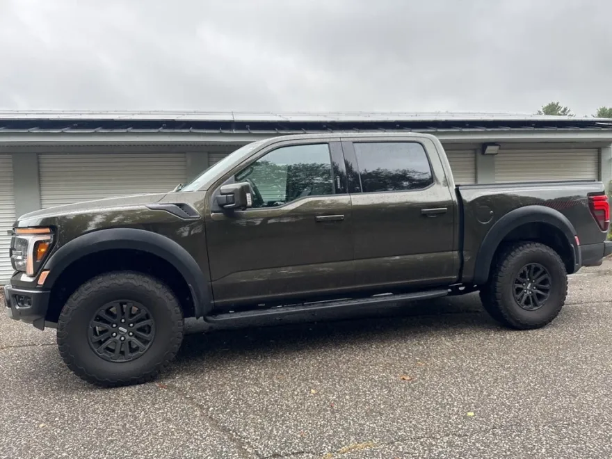 2024 Ford F-150 Raptor photo 1