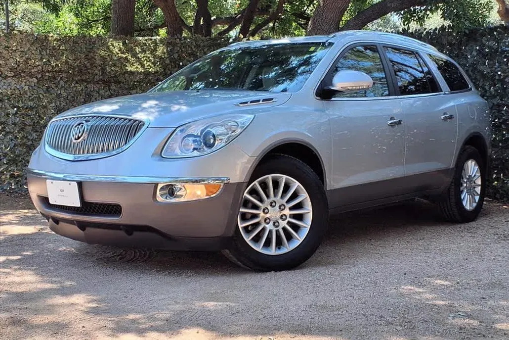 2011 Buick Enclave CXL photo 1