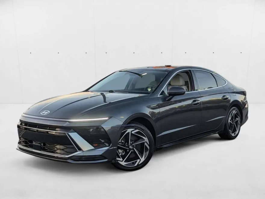 2024 Hyundai Sonata SEL photo 1