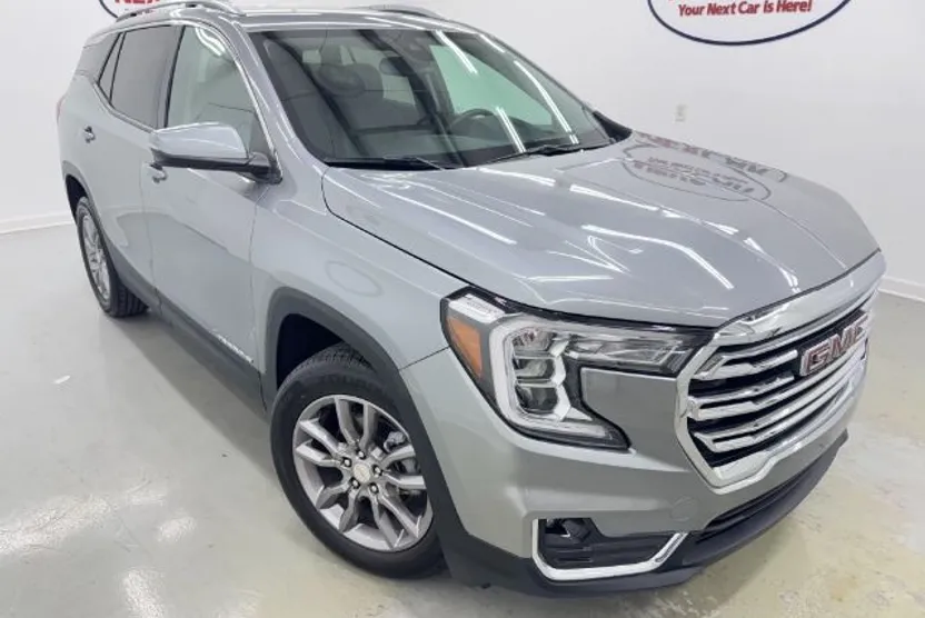 2024 Gmc Terrain SLT photo 1