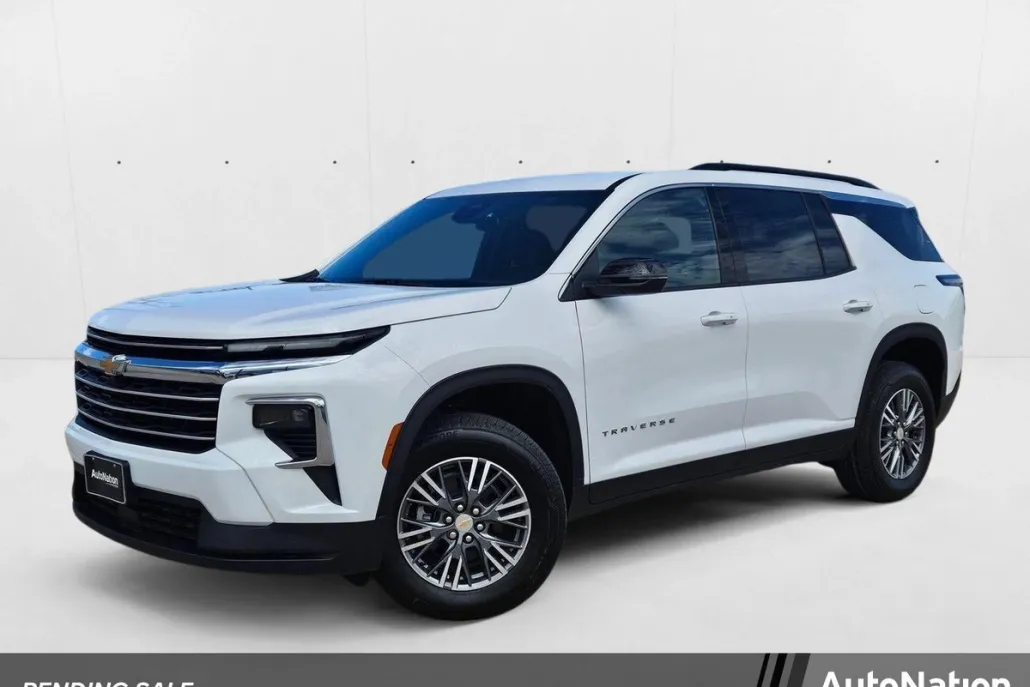 2025 Chevrolet Traverse High Country photo 1