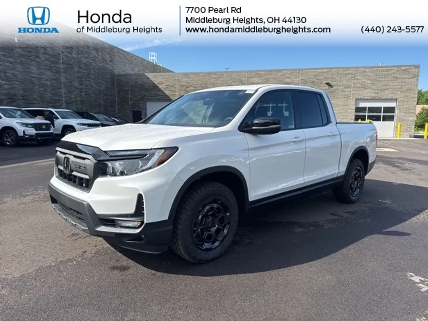 2025 Honda Ridgeline TrailSport photo 1