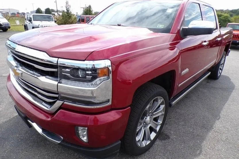 2018 Chevrolet Silverado 1500 High Country photo 1