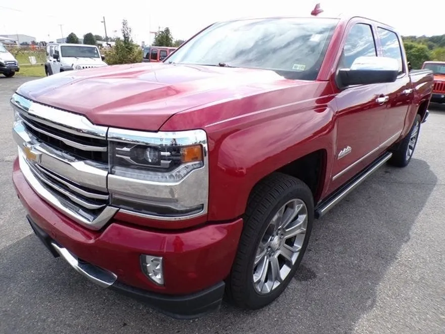 2018 Chevrolet Silverado 1500 High Country photo 1