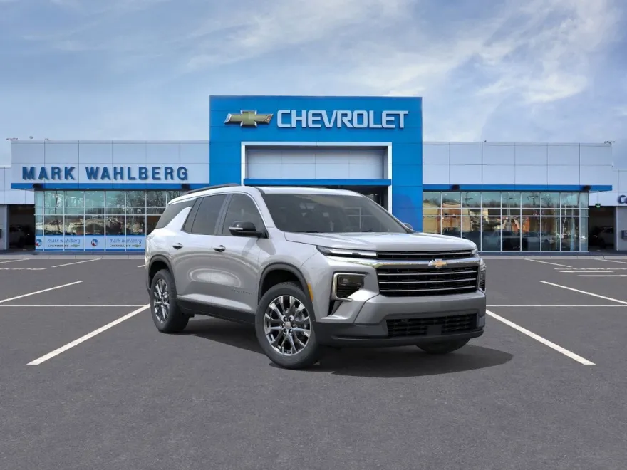 2025 Chevrolet Traverse photo 1