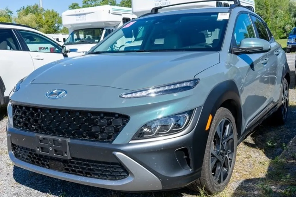2023 Hyundai Kona Limited photo 1