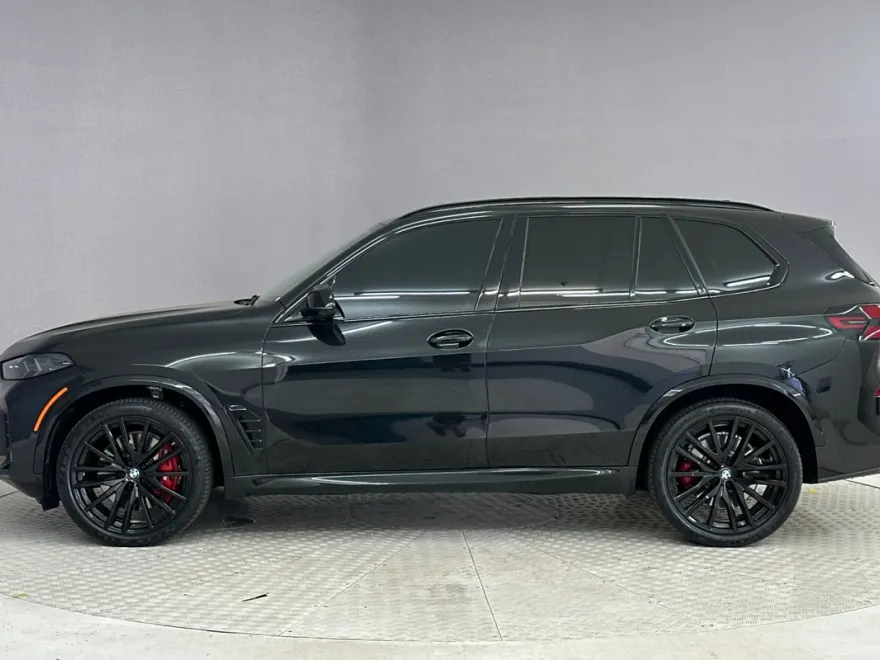 2024 Bmw X5 M60i photo 1
