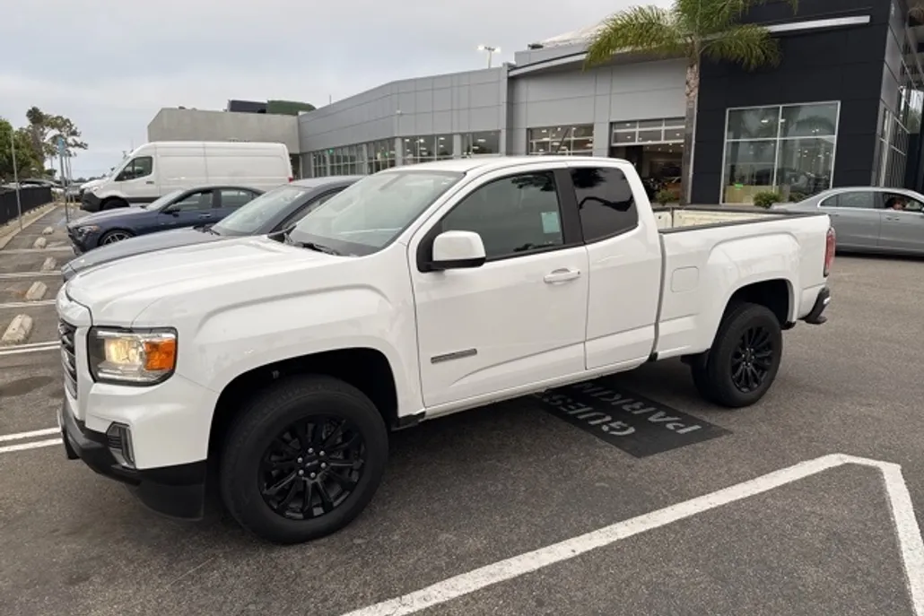 2022 Gmc Canyon Elevation photo 1