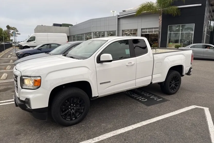 2022 Gmc Canyon Elevation photo 1