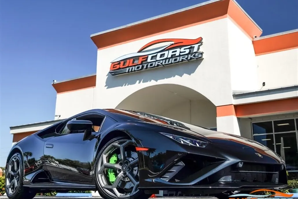 2021 Lamborghini Huracan LP 610-4 Evo photo 1