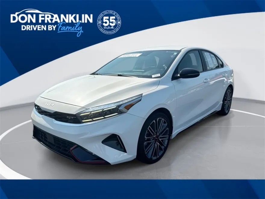 2023 Kia Forte GT photo 1