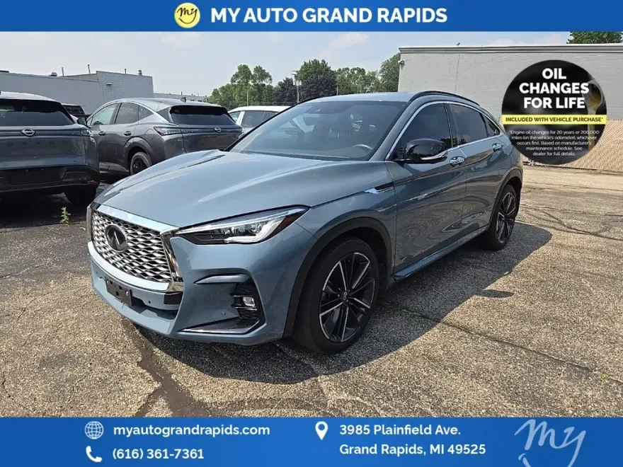 2022 Infiniti QX55 Essential photo 1