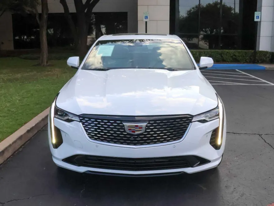 2025 Cadillac CT4 Premium Luxury photo 1