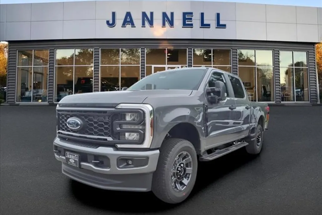 2025 Ford F-250 XL photo 1