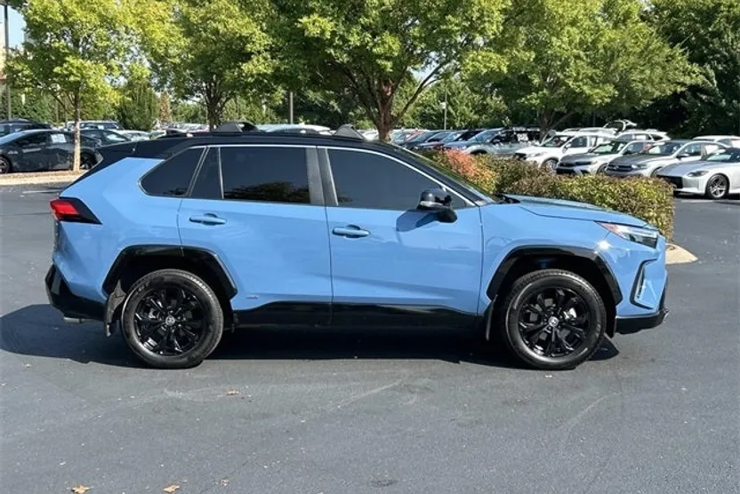 2023 Toyota RAV4 Hybrid XSE photo 1